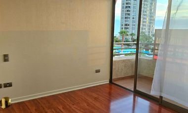 SE ARRIENDA DEPTO EN COND. JARDINES DEL SUR.