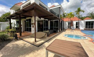 Exclusiva casa campestre muy espaciosa en Villavicencio