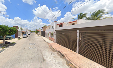 CASA EN VENTA EN JARDINES DE PENSIONES MERIDA YUCATAN DE REMATE