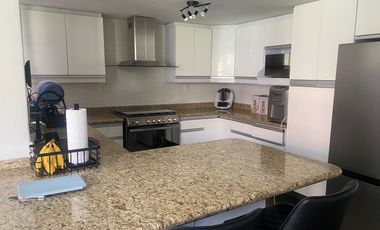 CASA EN RENTA EN TECAMACHALCO EN CALLE CON VIGILANCIA 24/7