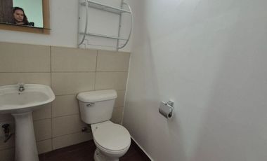 Suite Amoblada en Alquiler en Miraflores, 1 Habitación, 2 Baños, Garaje, Norte de Guayaquil.