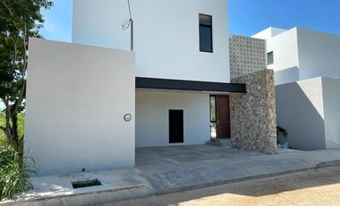 CASA EN VENTA DZITYA