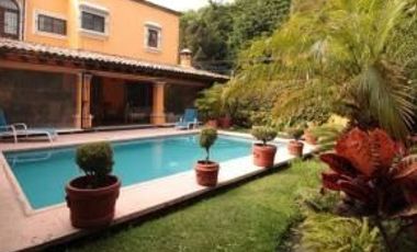 Casa en rancho cortes