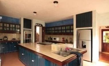 Casa en rancho cortes