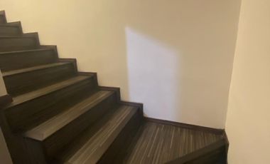 📍CASA  EN VENTA   MUY CERCA DE LA PLAZA DE TOROS, EN ORIZABA VER.