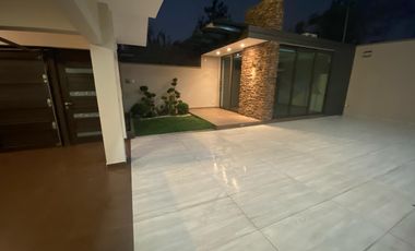 📍CASA  EN VENTA   MUY CERCA DE LA PLAZA DE TOROS, EN ORIZABA VER.