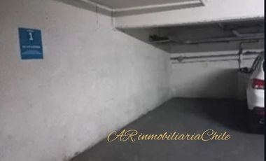 Estacionamiento al lado del metro Agricola