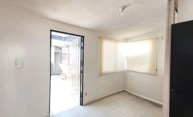 CASA AMPLIA EN IZCALLI COFRADÍA