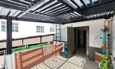 CASA AMPLIA EN IZCALLI COFRADÍA