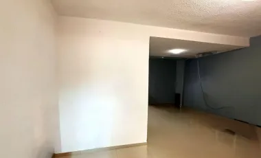 CASA AMPLIA EN IZCALLI COFRADÍA