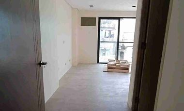 4-bedroom Townhouse For sale Ready For Occupancy in Las Piñas City