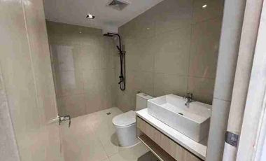 4-bedroom Townhouse For sale Ready For Occupancy in Las Piñas City