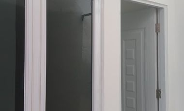 Disewakan Kontrakan Baru Renov di Jl. Bintara – Luas 35 m², 3 Partisi, Listrik Token