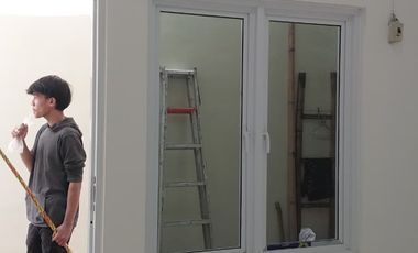 Disewakan Kontrakan Baru Renov di Jl. Bintara – Luas 35 m², 3 Partisi, Listrik Token