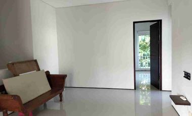 vila modern lingkungan tenang jimbaran kuta selatan