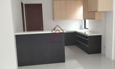 SH81 FOR SALE Brand New 4 Bedroom House & Lot in NSHA BF Homes Parañaque