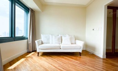 4BR + Den Penthouse with Balcony & 3 Parking Slots | Rizal Tower, Rockwell