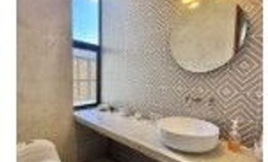 CASA de una planta. AMUEBLADA y con piscina