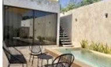 CASA de una planta. AMUEBLADA y con piscina