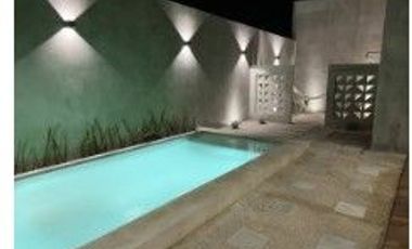 CASA de una planta. AMUEBLADA y con piscina