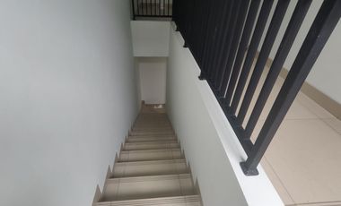 Disewakan Rumah Modern 2 Lantai dengan Nuansa Asri di Tebet Timur Dalam, Tebet, Jakarta Selatan.