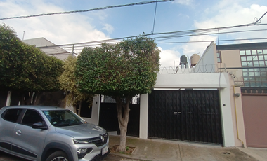 Se vende casa  sola 2 recamaras en Jardín Balbuena, Venustiano Carranza, CDMX 📍 Dirección:  Retorno 25 de la Avenida del Taller, Jardín Balbuena, Ven