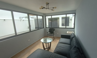 Se vende casa  sola 2 recamaras en Jardín Balbuena, Venustiano Carranza, CDMX 📍 Dirección:  Retorno 25 de la Avenida del Taller, Jardín Balbuena, Ven