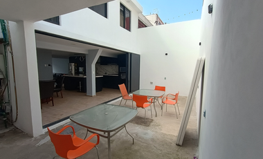 Se vende casa  sola 2 recamaras en Jardín Balbuena, Venustiano Carranza, CDMX 📍 Dirección:  Retorno 25 de la Avenida del Taller, Jardín Balbuena, Ven