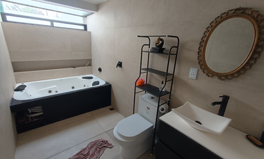 Se vende casa  sola 2 recamaras en Jardín Balbuena, Venustiano Carranza, CDMX 📍 Dirección:  Retorno 25 de la Avenida del Taller, Jardín Balbuena, Ven