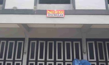 Ruko gandeng 3 disewa jalan utama jagakarsa