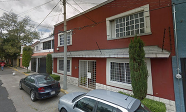 CASA EN REMATE CUAUHTEMOC