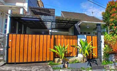 Dijual rumah siap huni bangunan bagus strategis kota Sukabumi