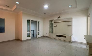 For Rent QUICK Pantai Indah Kapuk House PIK 8x20 4BR ensuite semi furnish 150mio/yr