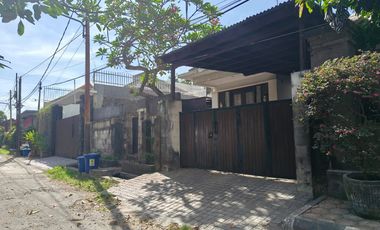 FOR RENT HUNIAN MINIMALIS 3 BR PRIVAT POOL LOCATION PREMIUM RENON