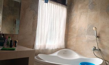 FOR RENT HUNIAN MINIMALIS 3 BR PRIVAT POOL LOCATION PREMIUM RENON