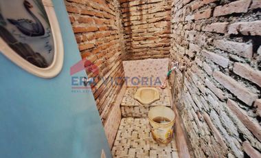 Rumah Nyaman 2 Lantai Ada Dak Atas, Akses Mudah ke Kampus UNKAMA & Wisata Bonderland