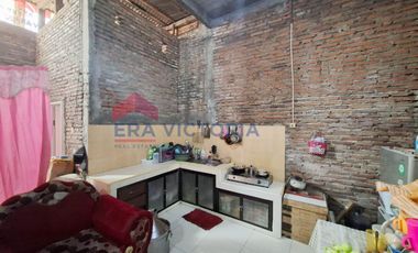 Rumah Nyaman 2 Lantai Ada Dak Atas, Akses Mudah ke Kampus UNKAMA & Wisata Bonderland