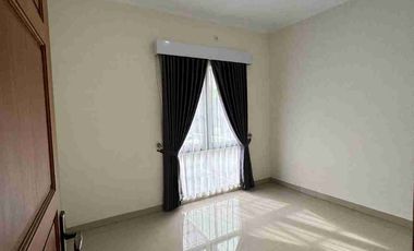 Rumah 2 Lantai Siap Huni Di Tirtonirmolo Bantul