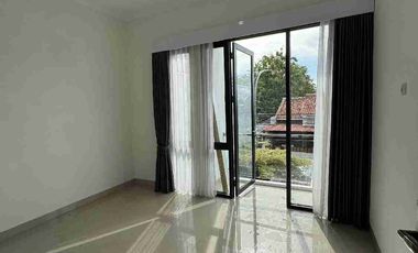 Rumah 2 Lantai Siap Huni Di Tirtonirmolo Bantul