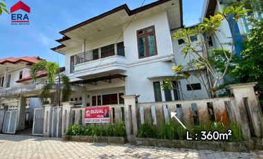 Rumah mewah 2 lantai kota Pontianak, Jl. serdam 2, Komp. Mutiara Alam