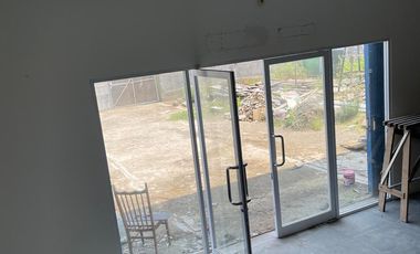 Disewakan Gedung Siap Pakai Pinggir Jalan Raya Imam Bonjol Karawaci, Tangerang