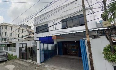 Disewakan Ruko Strategis Dekat ITC Roxy, Tomang, Cideng, Stasiun Tanah Abang, Pasar Tanah Abang RS Tarakan Jakarta Ideal untuk Kantor atau Klinik.