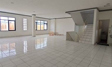 Disewakan Ruko Strategis Dekat ITC Roxy, Tomang, Cideng, Stasiun Tanah Abang, Pasar Tanah Abang RS Tarakan Jakarta Ideal untuk Kantor atau Klinik.