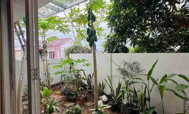 Dijual Cepat Rumah Mewah 3 Lantai di Perumahan Cinere Hill Town House