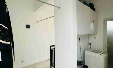 Dijual Cepat Rumah Mewah 3 Lantai di Perumahan Cinere Hill Town House