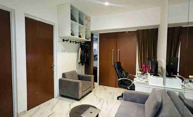 Dijual Cepat Rumah Mewah 3 Lantai di Perumahan Cinere Hill Town House