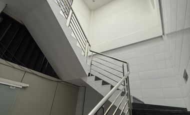 Sewa Rumah Komplek Griya Riatur Indah Elite Mantap Murah