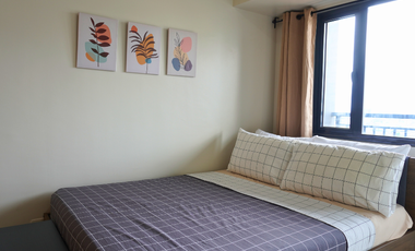 1 Bedroom with Balcony for Rent in Unit Red Residences in Makati City