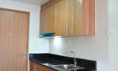 1 Bedroom with Balcony for Rent in Unit Red Residences in Makati City