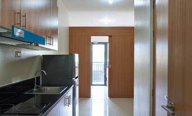 1 Bedroom with Balcony for Rent in Unit Red Residences in Makati City